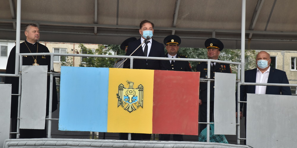 Directorul general al S.A. „RED-Nord”, Romeo Lopotencu, a participat la parada militară